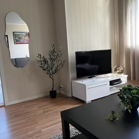 Kozy Close To Center Apartamento